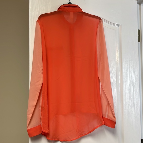 Roman Fashion sheer two-tone orange button down. S. - Picture 5 of 5